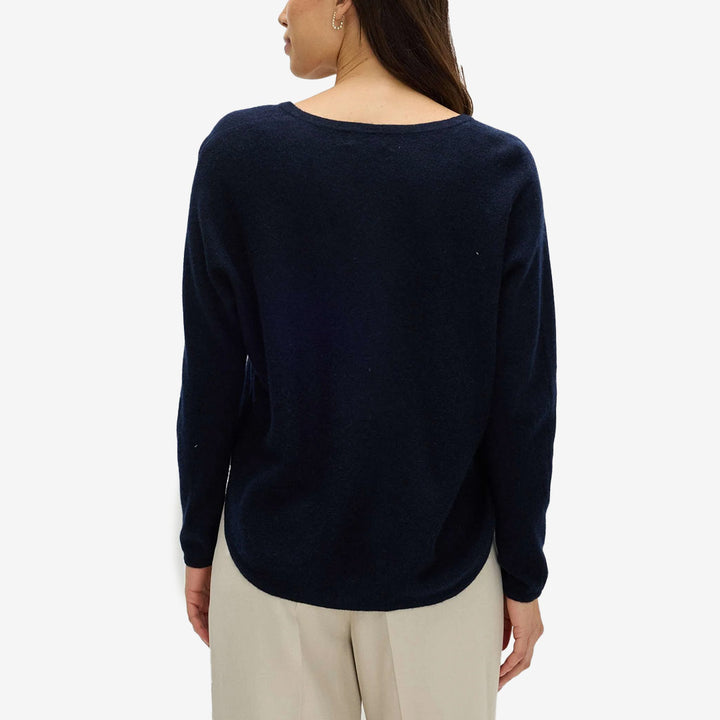 Curved V-neck