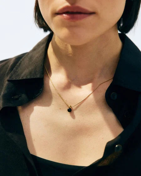 Aura Necklace S Black Gold