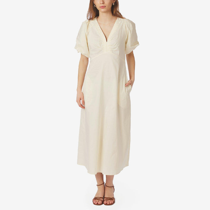 Neo Noir lång klänning butter yellow med v-ringning rynkdetaljer och fickor