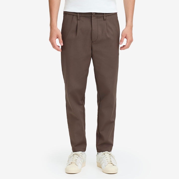 CFMarc Performance Pants Black Olive dressad stretchbyxa med pressveck från Casual Friday