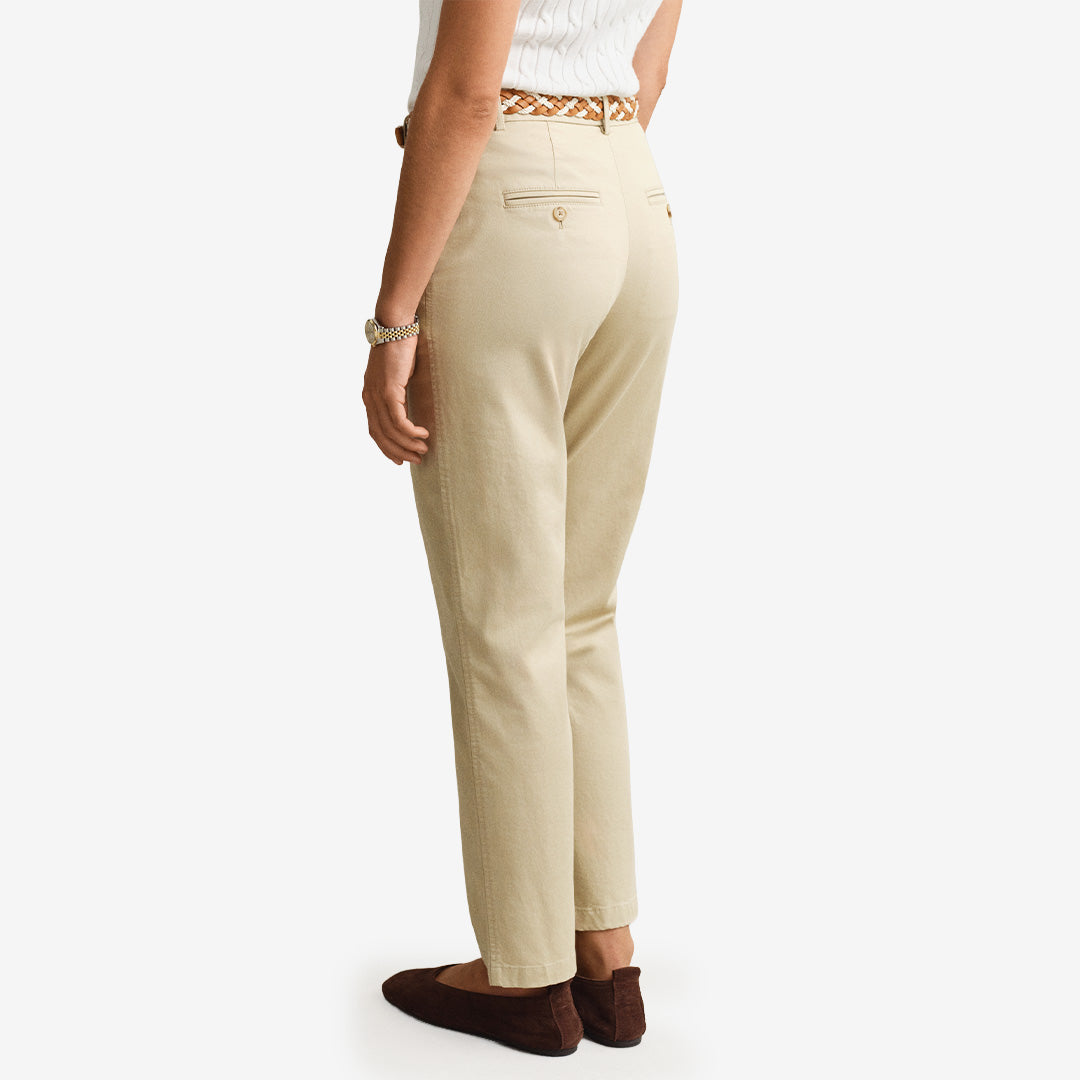 SLIM CHINOS