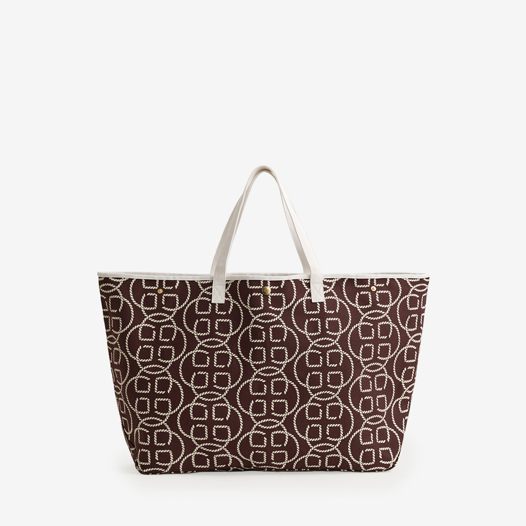 Gant AOP Canvas Beach Bag i fresh soil med mönster, två handtag och innerficka