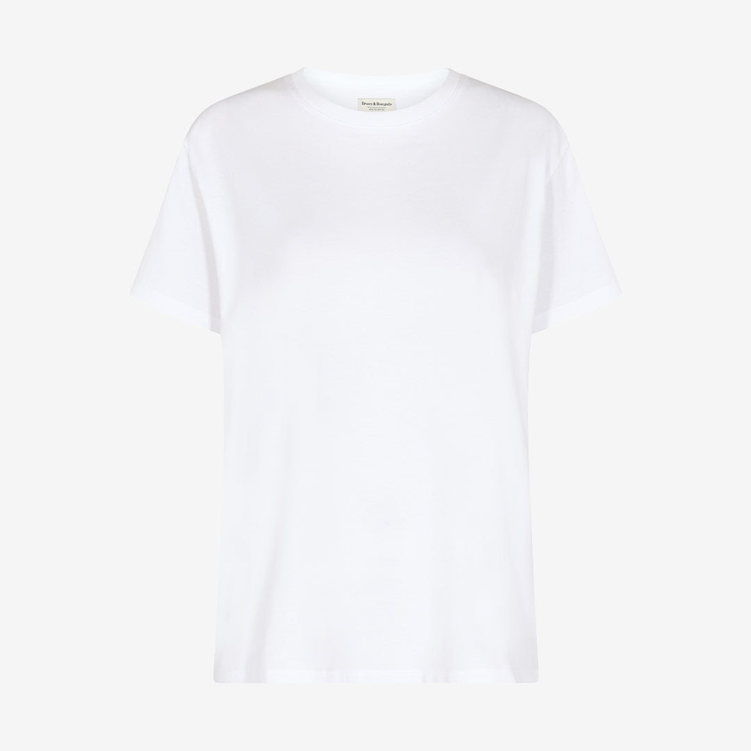 Luna T-Shirt i vitt – rundhalsad t-shirt för dam i bomull med stretch, semi-oversized