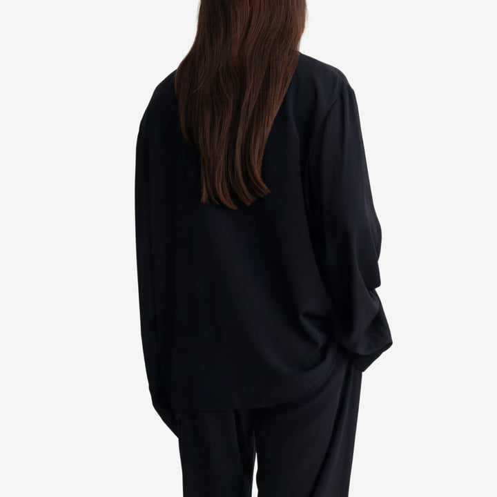 POISE SHIRT