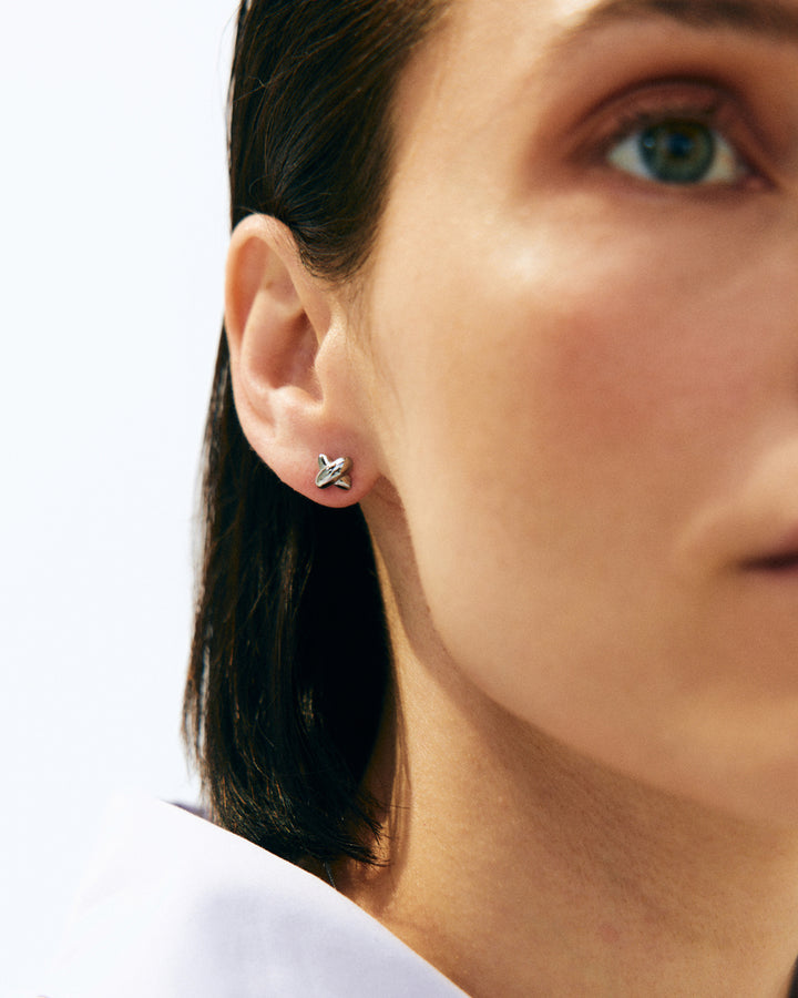 Alexa Studs S Steel