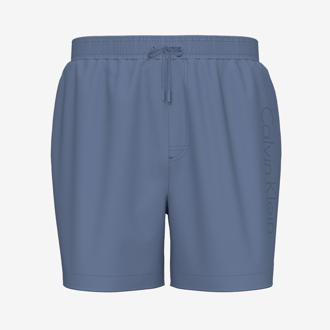 Calvin Klein Medium Drawstring Swim Trunk 44J Blue Tulip LV00N61029 i 100% återvunnen nylon