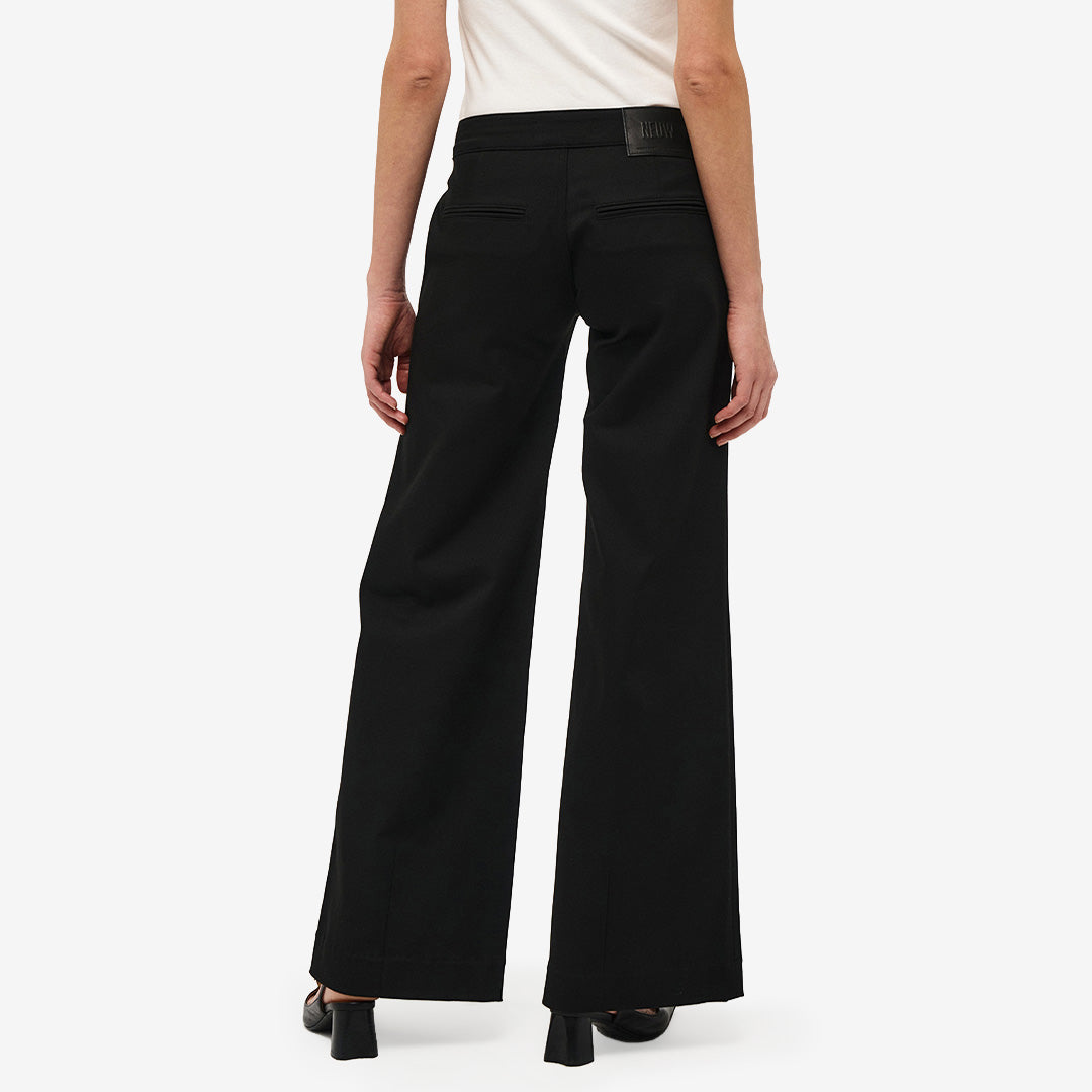 EVA LOW SCUBA BLACK