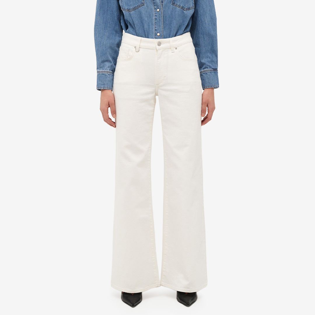 EVA Wide White vita jeans med vid passform i bomull med stretch