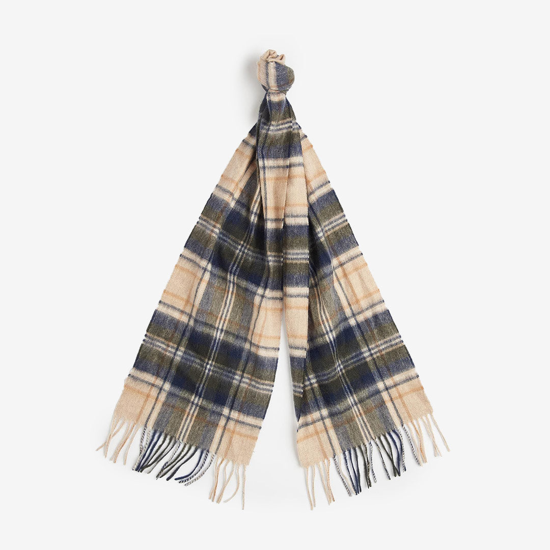 Barbour New Check Tartan Scarf i Sand Beige Plaid med rutmönster, tofsar och mjuk lammull- och kashmirblandning.
