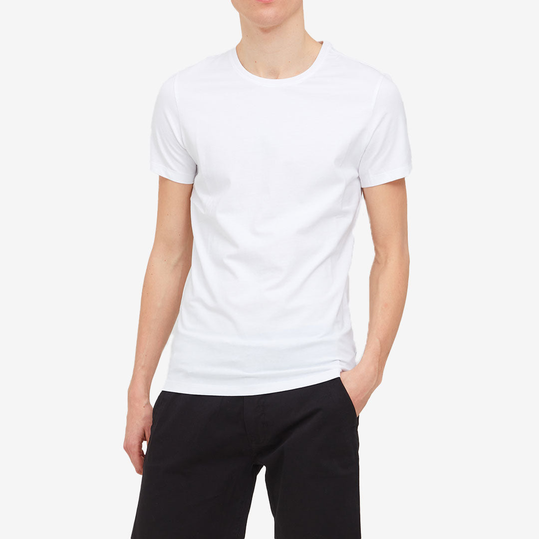 Vit t-shirt från Casual Friday med smal passform i bomullsblandning